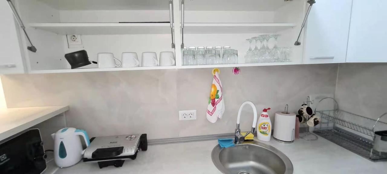 Stylish Violet & Modern Apartment Skopje Esterno foto